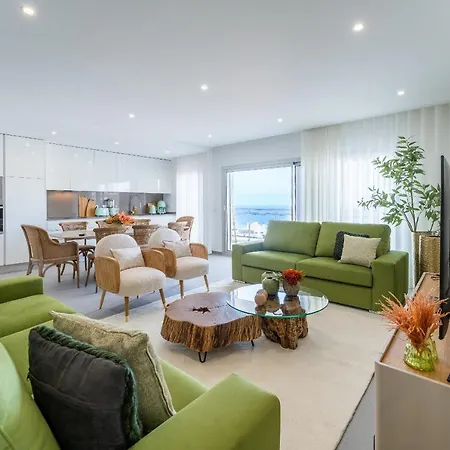 T3 Pelican Bay * Nazare