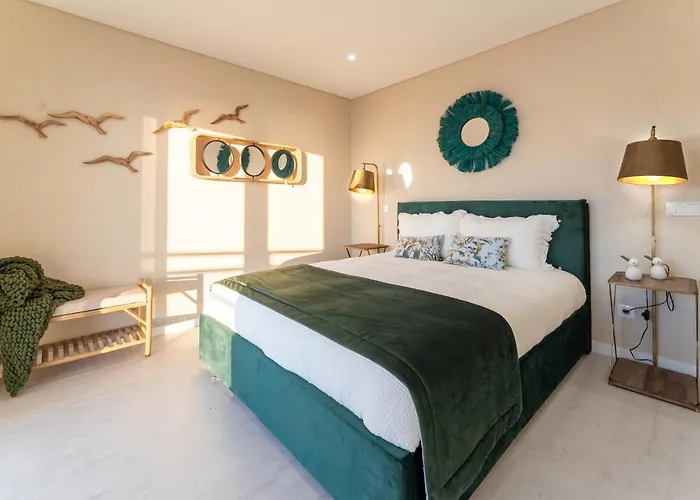 T3 Pelican Bay Apartment