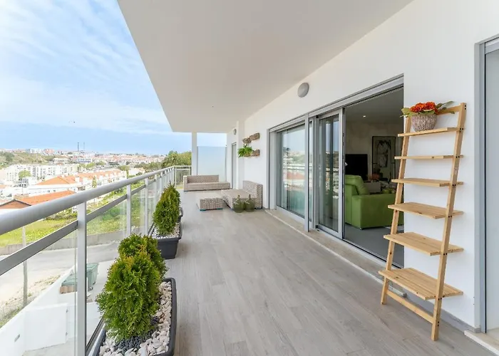 T3 Pelican Bay * Nazare