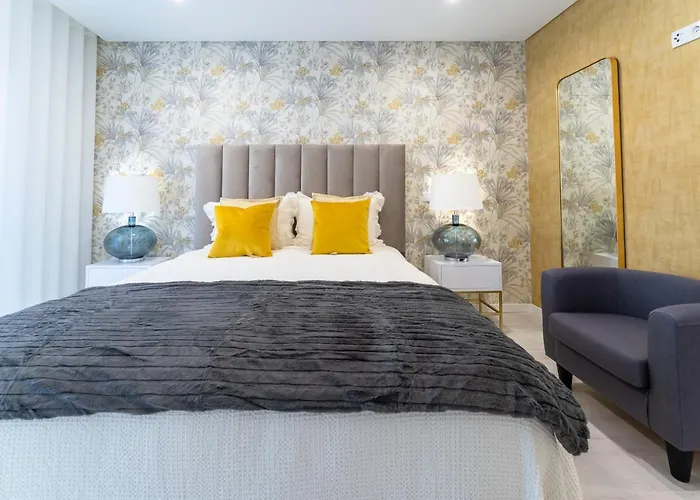 T3 Pelican Bay 公寓 *